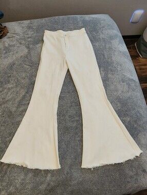 Anna‑Kaci Large High Rise Flare Pants Women’s Cream Denim Raw Hem 70s Style